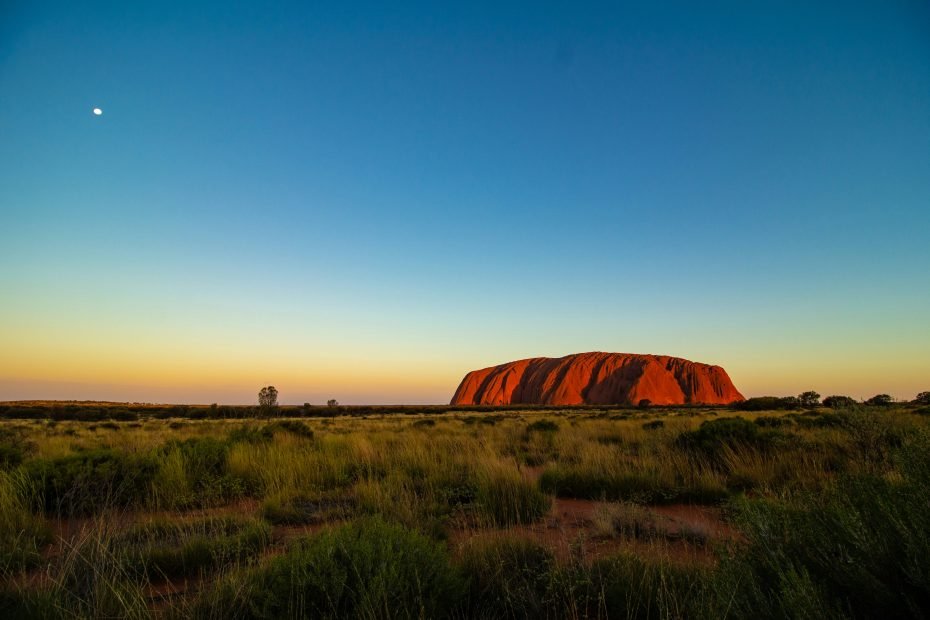 北领地乌鲁鲁（Ayers Rock）日出景象